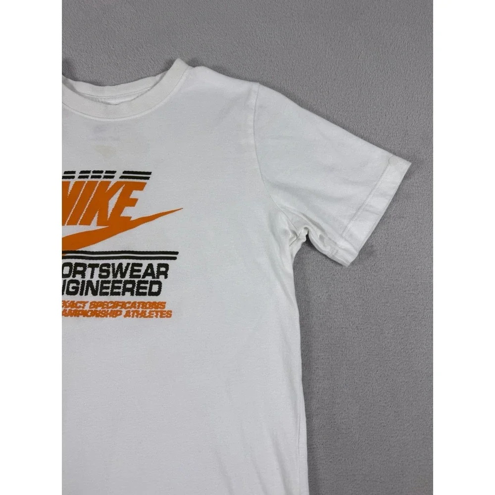 Nike Sportswear Engineered To The Exact Specifications T-shirt Size XL